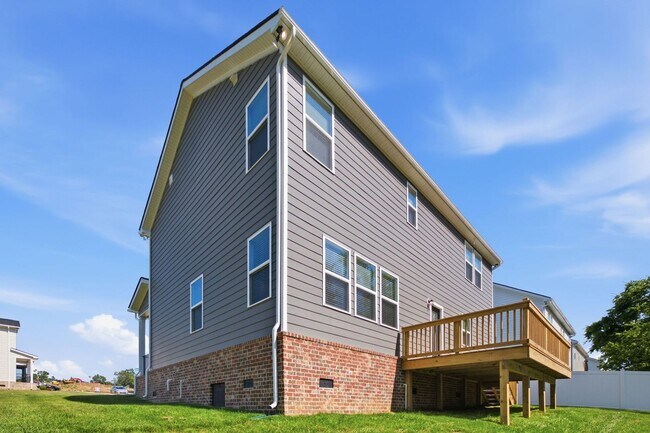 Building Photo - New Construction Home with 4 Bedrooms, 2.5 Baths, 2 Car Garage, Fenced Yard