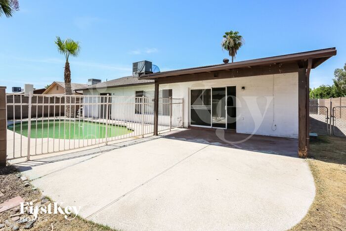 Building Photo - 5339 W Cholla St