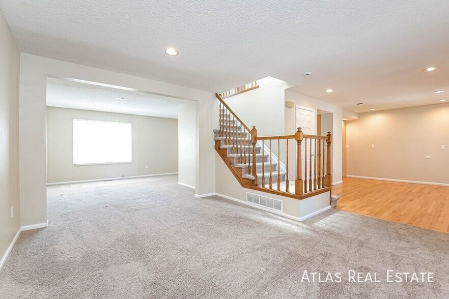 Building Photo - 4497 S Argonne Way