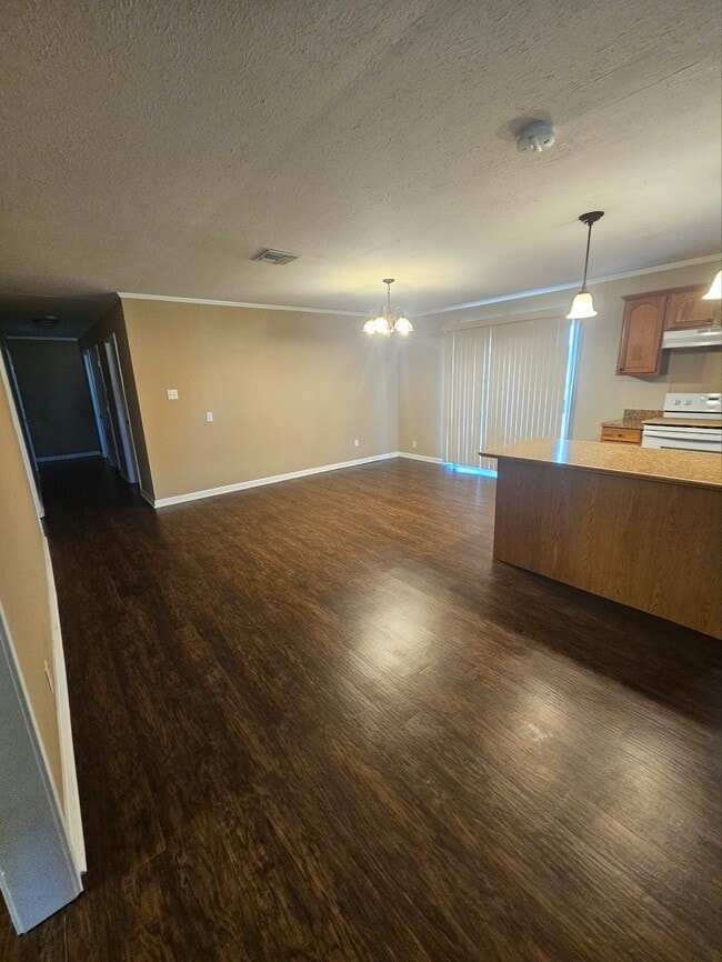 Building Photo - 16320 Langlinais Ln