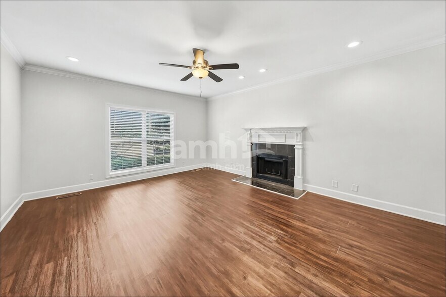 Building Photo - 2533 Kilkenny Ct