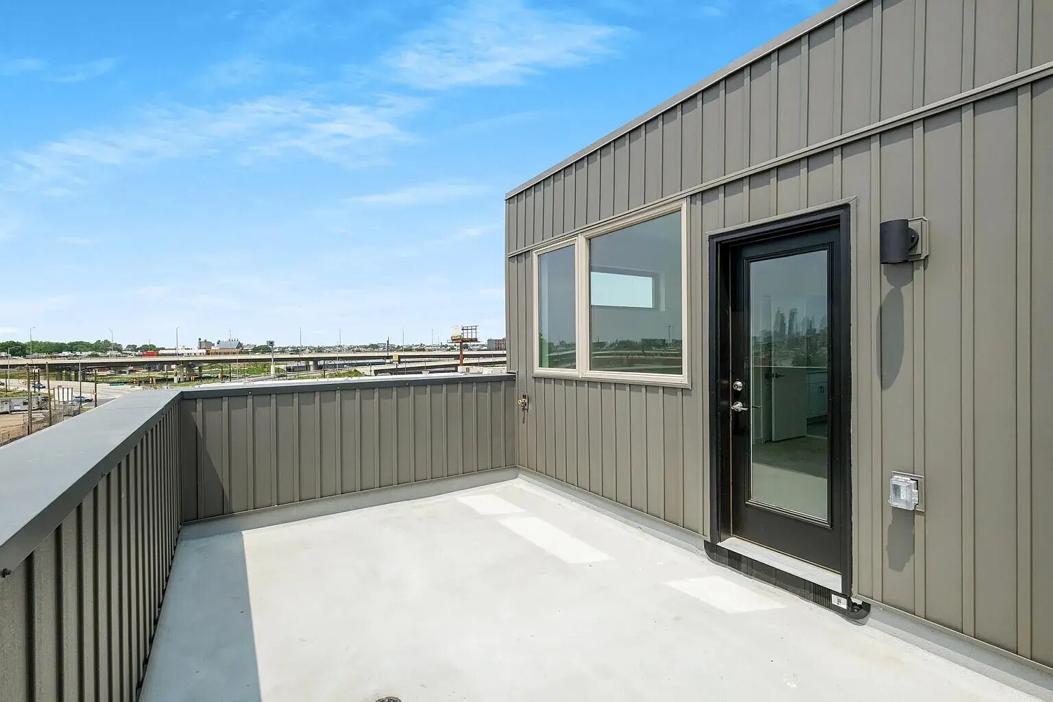 Building Photo - 3001 Schirra Ln