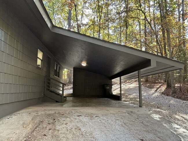 Building Photo - 25 Carballo Ln