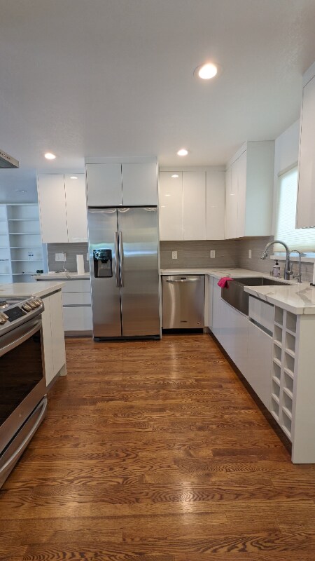Building Photo - 2856 Benjamin Ave