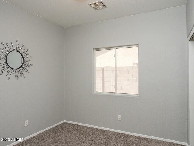 Building Photo - 3680 S Joshua Tree Ln
