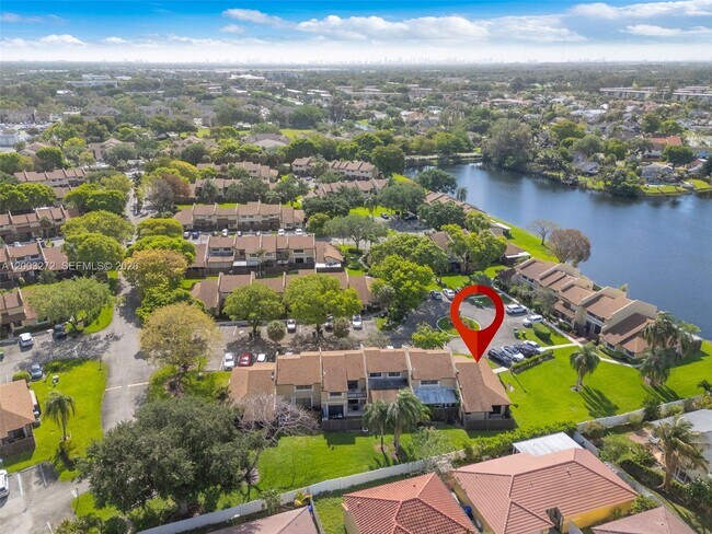 Building Photo - 250 SW 97th Terrace