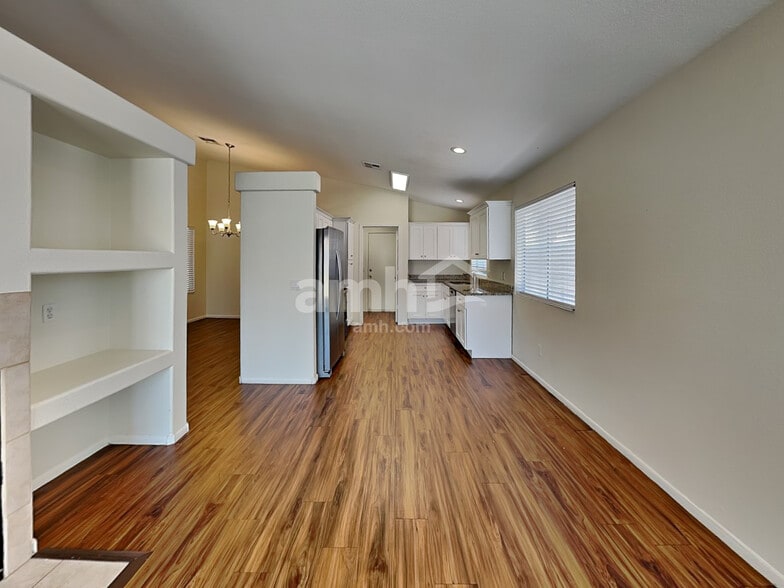 Building Photo - 9954 W Monterosa Ave