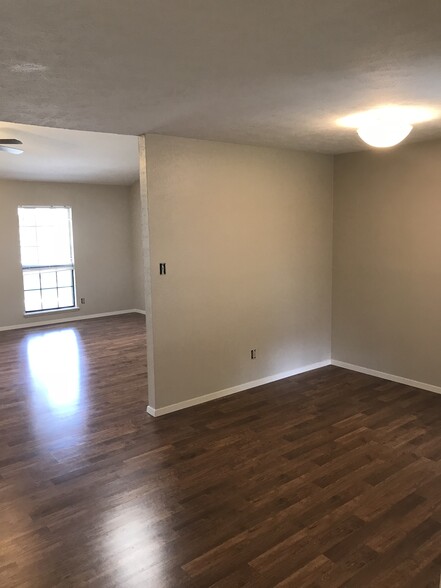 Dining or 2nd living room - 3800 Hackberry Lane