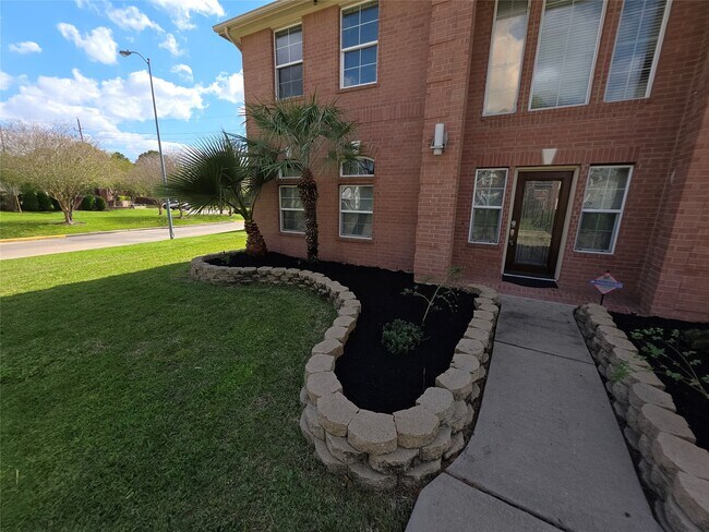 Building Photo - 20615 Gable Ridge Dr