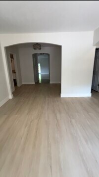 Building Photo - 2511 SW 24th Ct