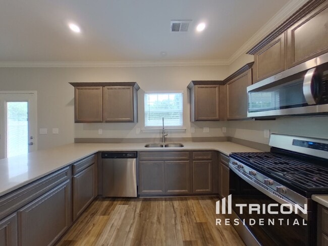 Building Photo - 1058 Brayden Dr