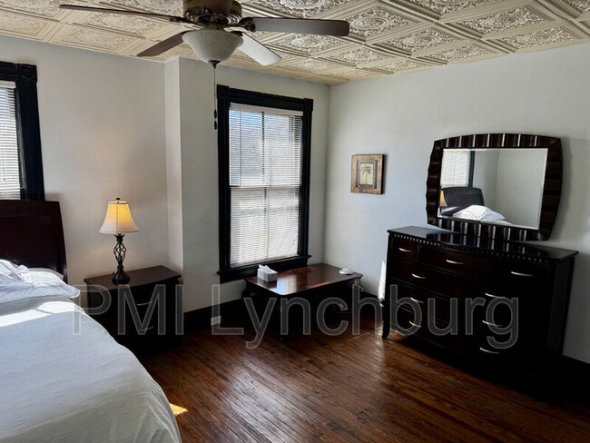 Building Photo - 1316 Harrison St