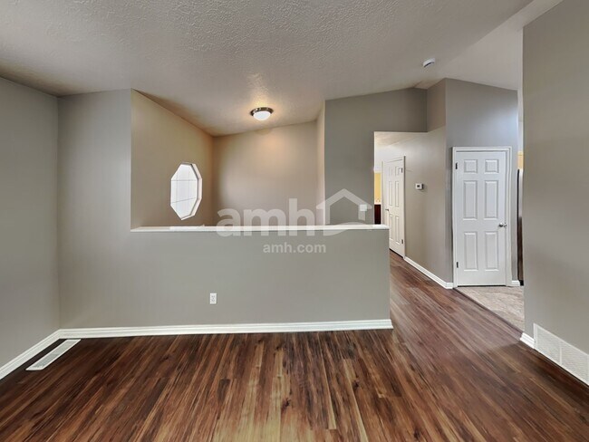 Building Photo - 447 S 1250 E