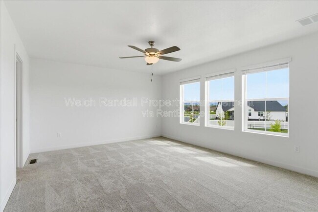 Building Photo - 3672 S 4525 W