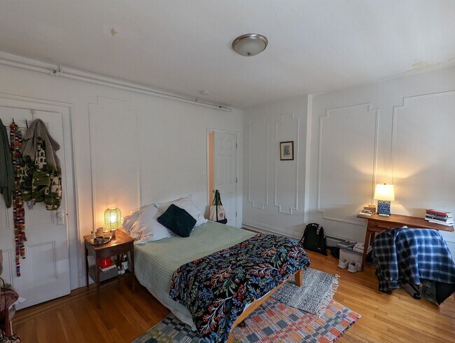 Building Photo - 403 Washington St