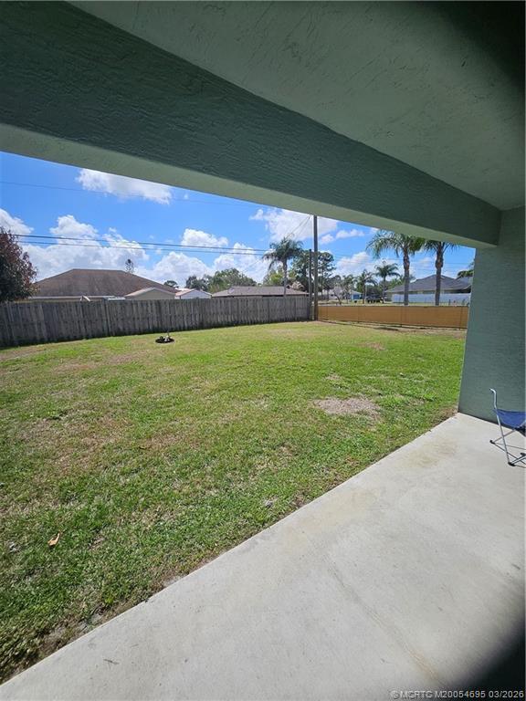 Building Photo - 1410 SW Flounder Ln