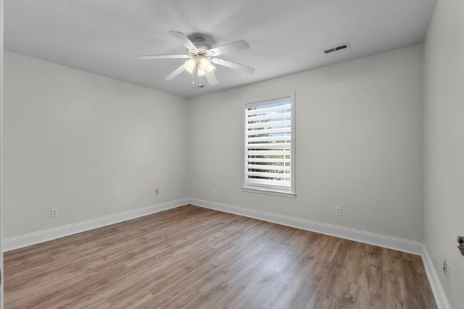Building Photo - 2644/2646 Travelers Way