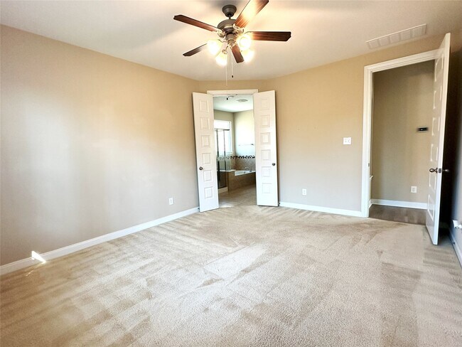 Building Photo - 22523 Birch Ridge Meadow Dr