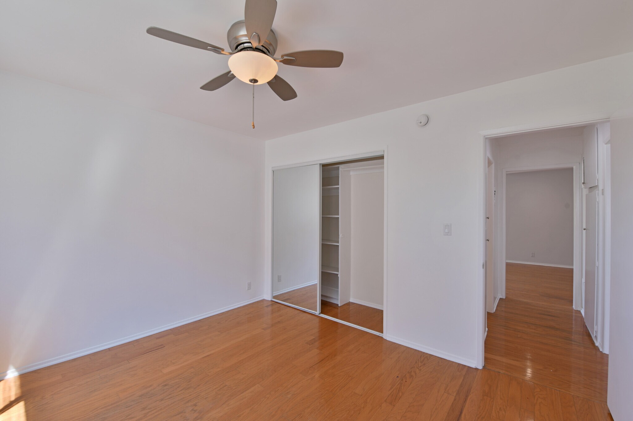 Building Photo - 1436 S Bedford St