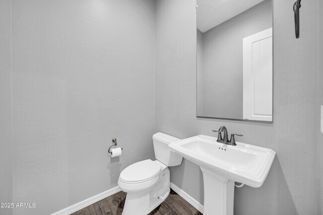Building Photo - 25526 N 103rd Ave
