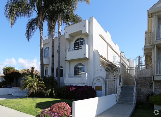 Primary Photo - 4136 Inglewood Blvd