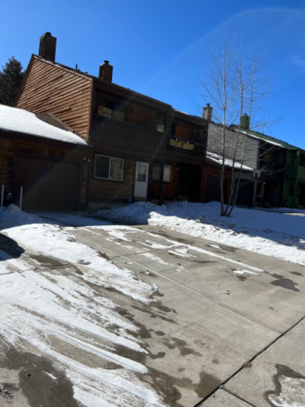 Building Photo - 3107 Riverside Dr