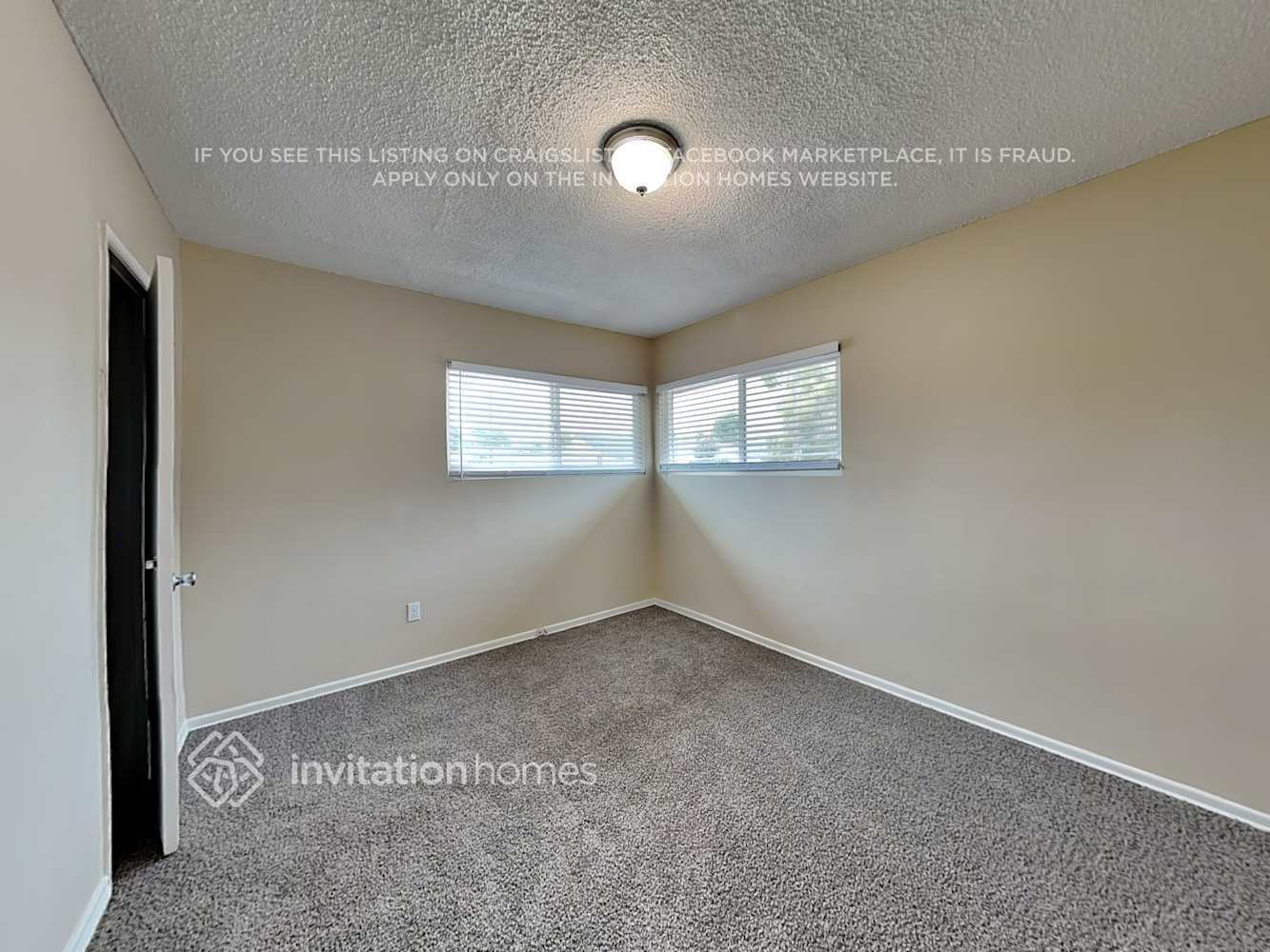 Building Photo - 9256 Swinton Ave