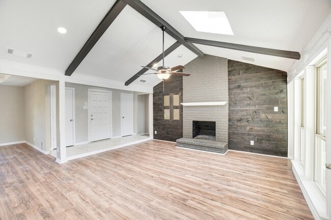 Building Photo - 1216 Horizon Trail