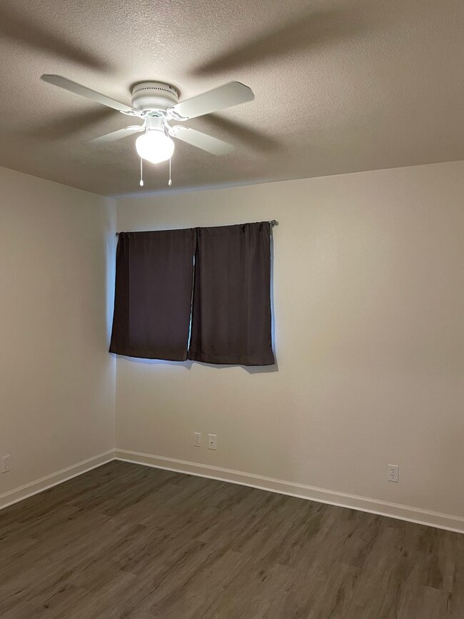 Building Photo - Charming 3 bedroom home in Manoa for $4,20...