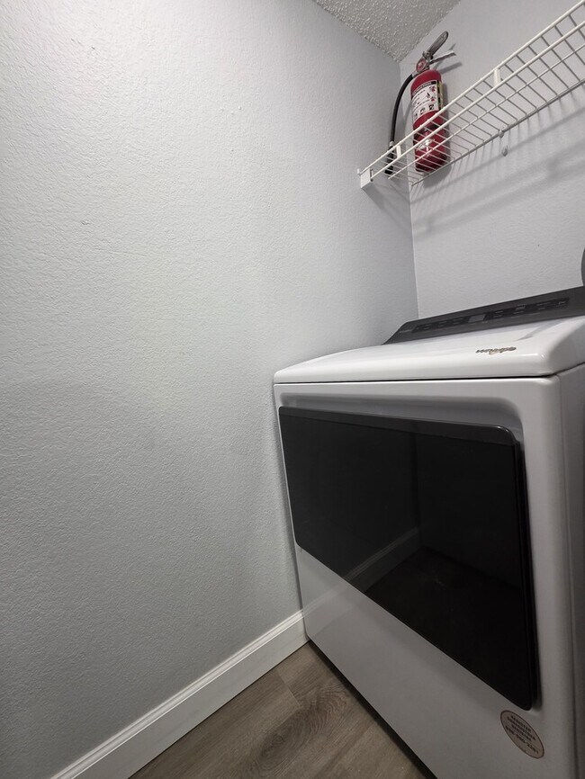 Building Photo - 12591 Equestrian Cir