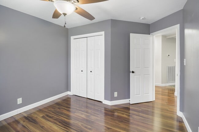 Building Photo - 1841 Darlington Dr
