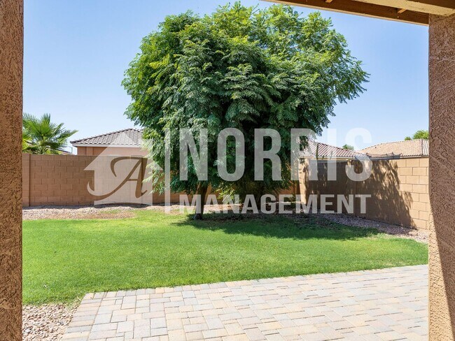 Building Photo - Beautiful Remodeled Home with 3 Rooms