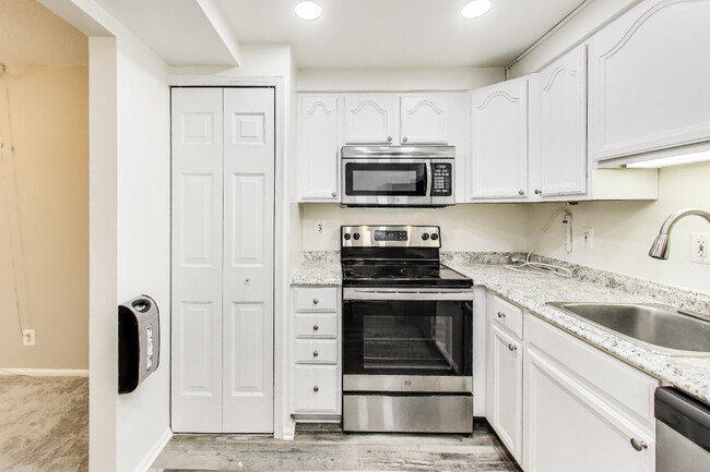 Building Photo - 7721 Tremayne Pl