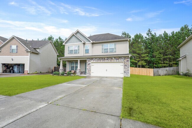 Building Photo - Spacious 4 Bedroom Home With Plenty of Space to Enjoy and Resort-style Amenities in Belmont Glen