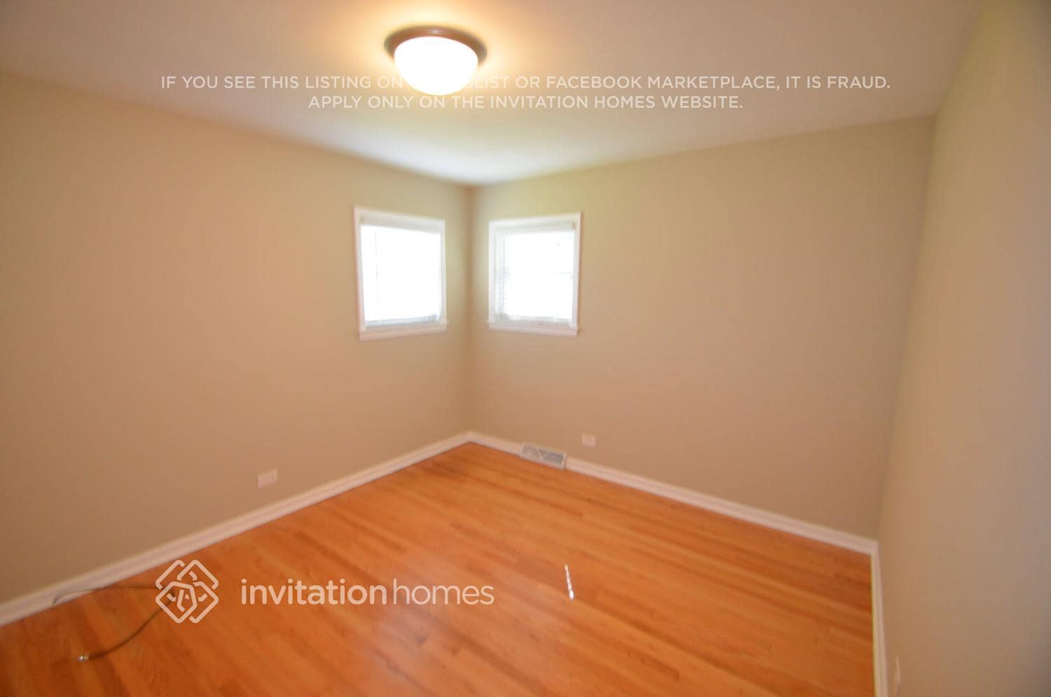 Building Photo - 445 N Douglas Ave