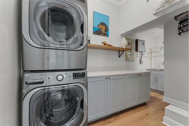 Building Photo - 4097 Wardell Pl