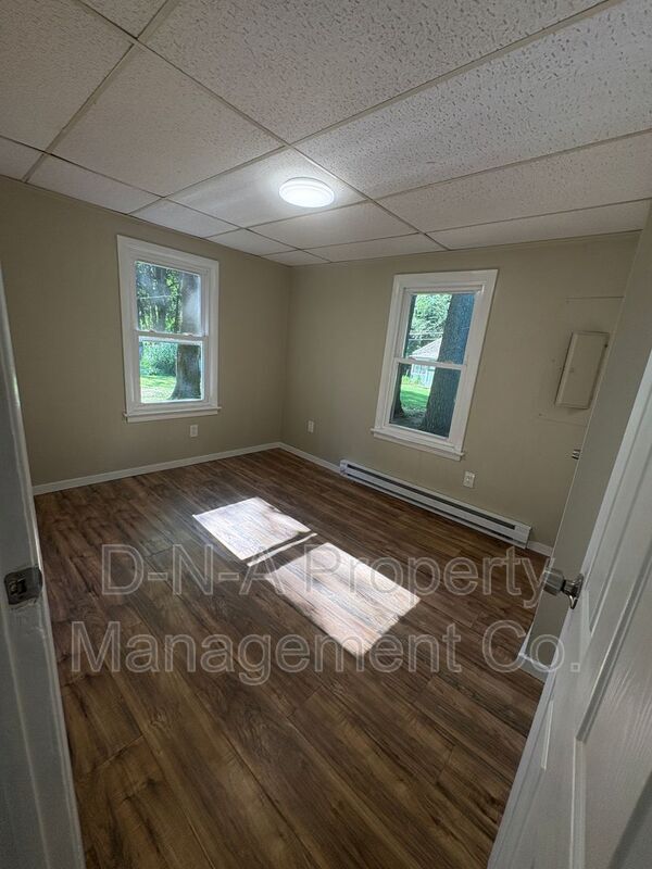 Building Photo - 240 Acres Rd