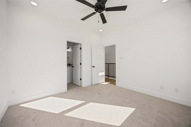 Building Photo - 1466 Ferguson Way