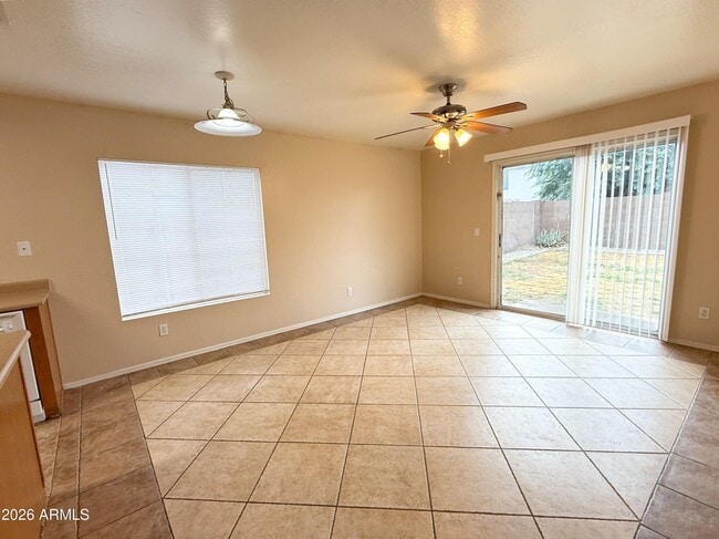 Building Photo - 11829 W Shaw Butte Dr