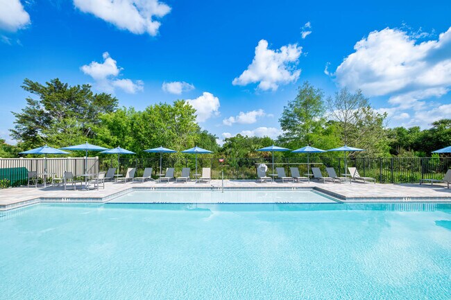 Building Photo - 7648 SW Lucy Ln