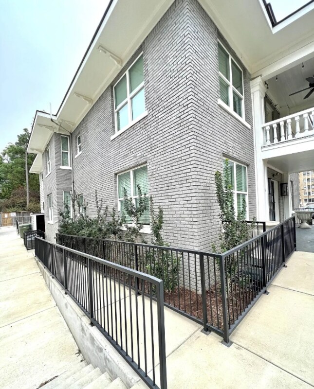 Building Photo - 26 N McLean Blvd