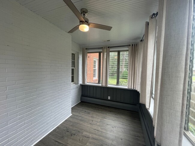 Building Photo - Charming Brick Cape in Colonial Place