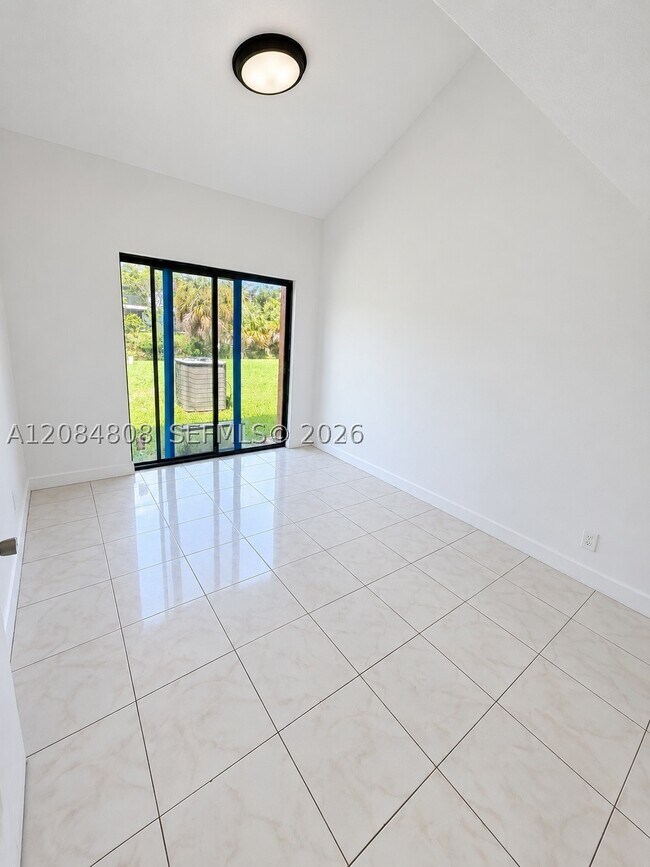 Building Photo - 2237 NW 55th Terrace