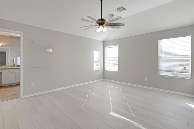 Building Photo - 5011 Redwing Brook Trail