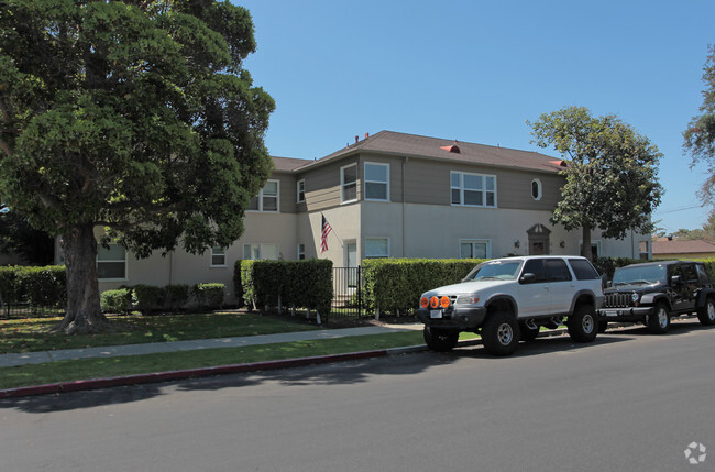 Primary Photo - Westminster Villas Apartments