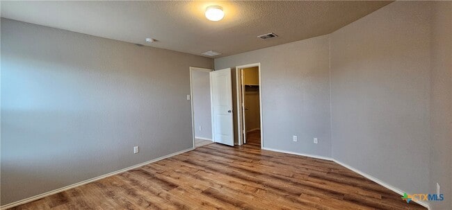 Building Photo - 1024 Sandwell Ct