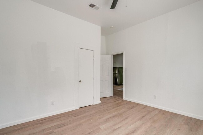 Building Photo - Charming Renovated 3-bedroom, 2-bathroom home!