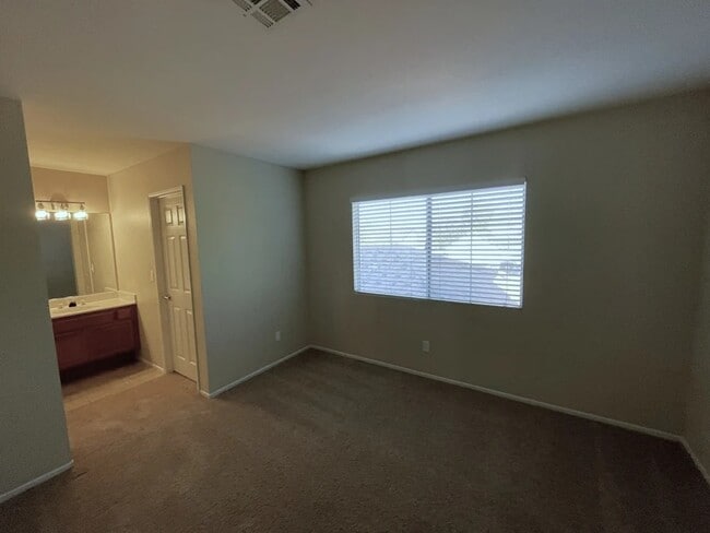 Building Photo - 41232 Crispi Ln