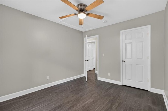 Building Photo - 1540 Spender Dr
