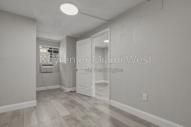 Building Photo - 2911 NW 132nd Terrace